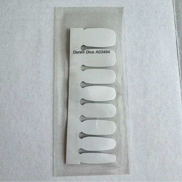 *Exclusive* Color Street: Denim Diva | Light Blue Jeans Twill Western Cowboy - Picture 6 of 13